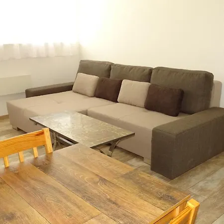 Mamahotel Apartman *